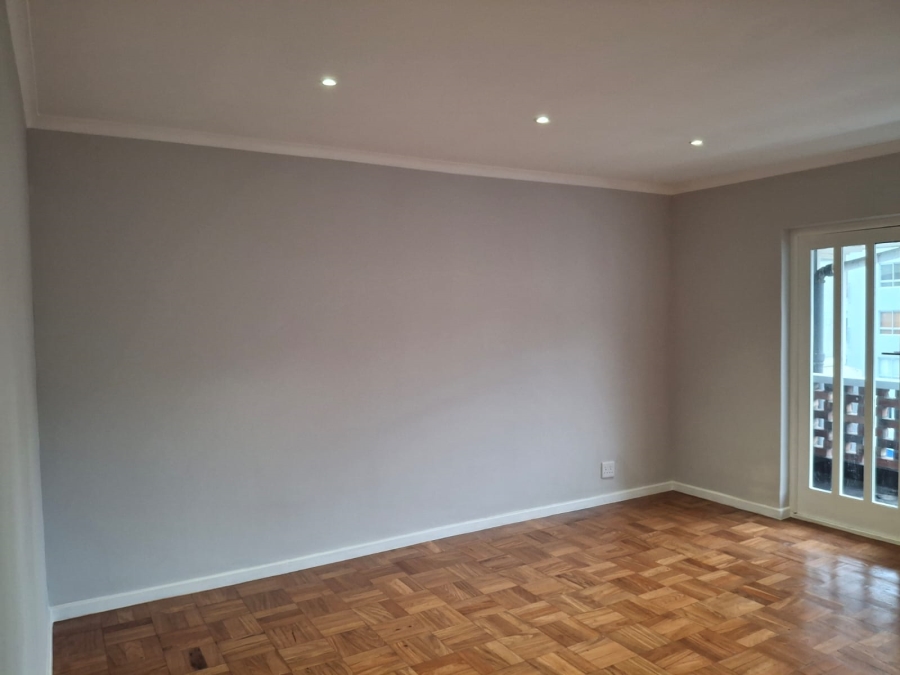 To Let 2 Bedroom Property for Rent in Sea Point Western Cape